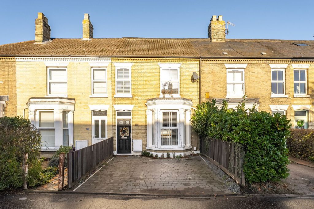 Property photo 1 of 19