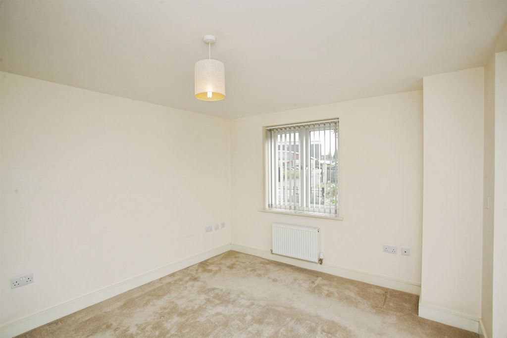 Additional image 14 of 2 bed flat for saleWeinstock Court Tainter Close, Rugby CV21