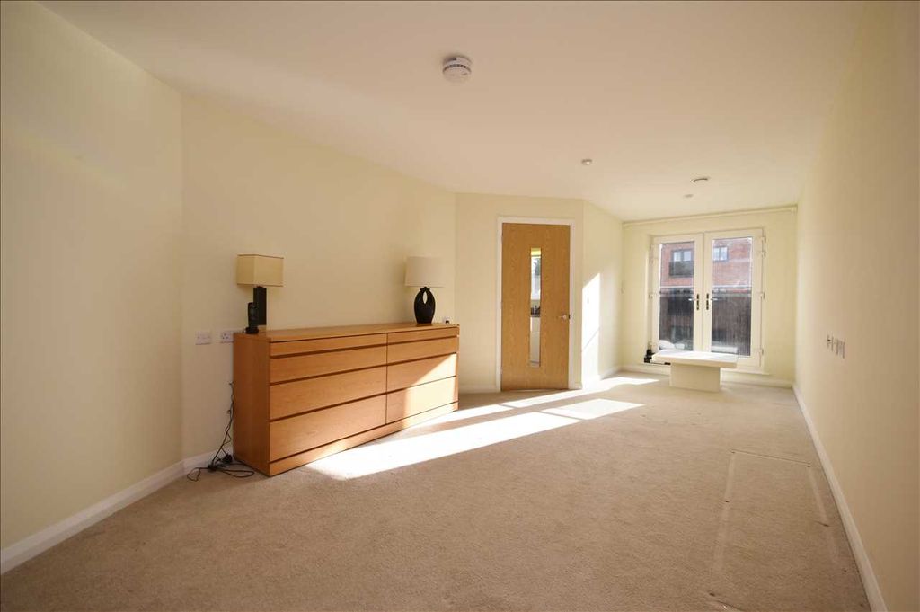 Property photo 3 of 10
