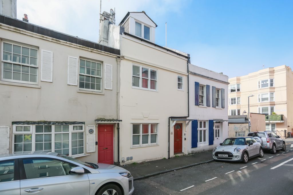 Property photo 1 of 11 296A7728