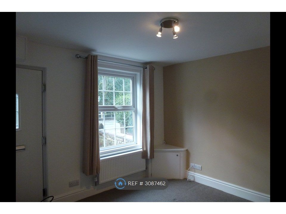 Property photo 2 of 15 Front Lounge / Dining