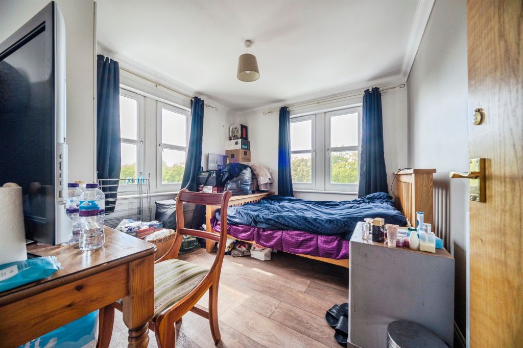Additional image 7 of 3 bed flat for saleNorth Row, Milton Keynes MK9