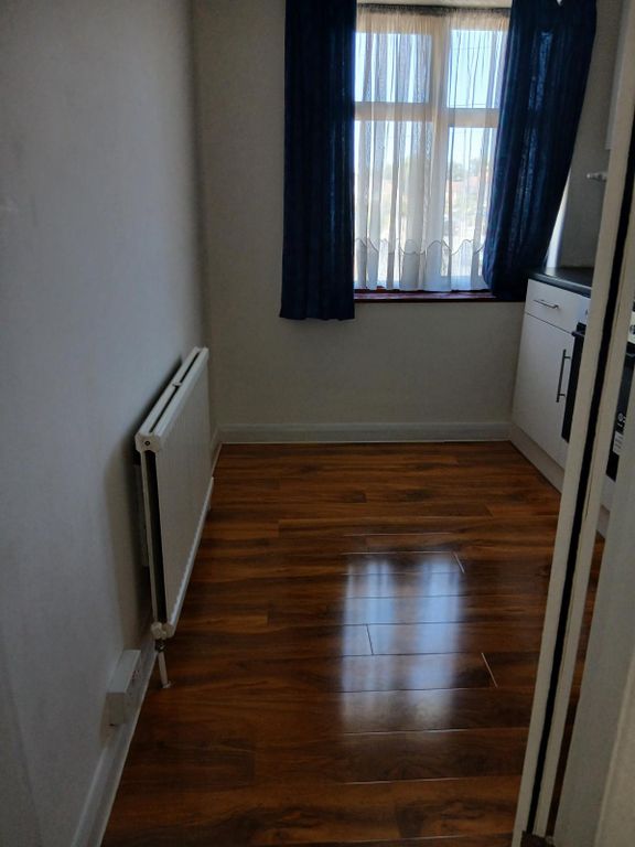 Property photo 3 of 10 20260727 140550
