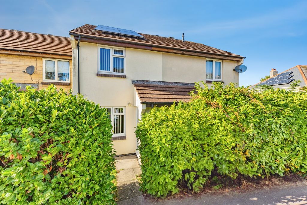 Property photo 1 of 12
