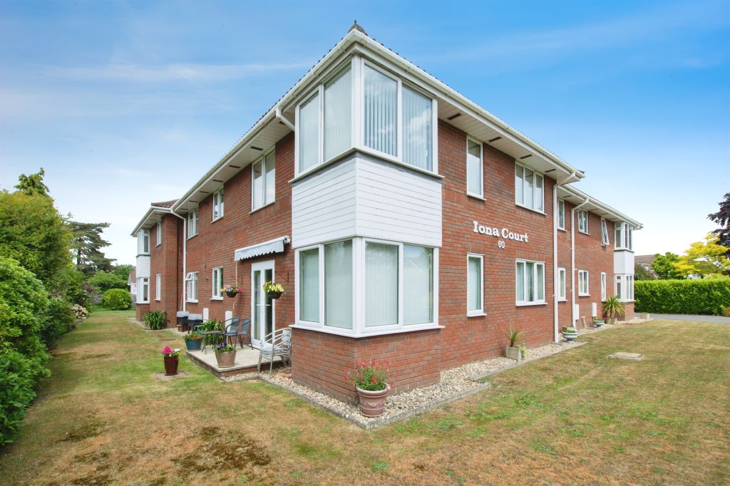 Property photo 1 of 14