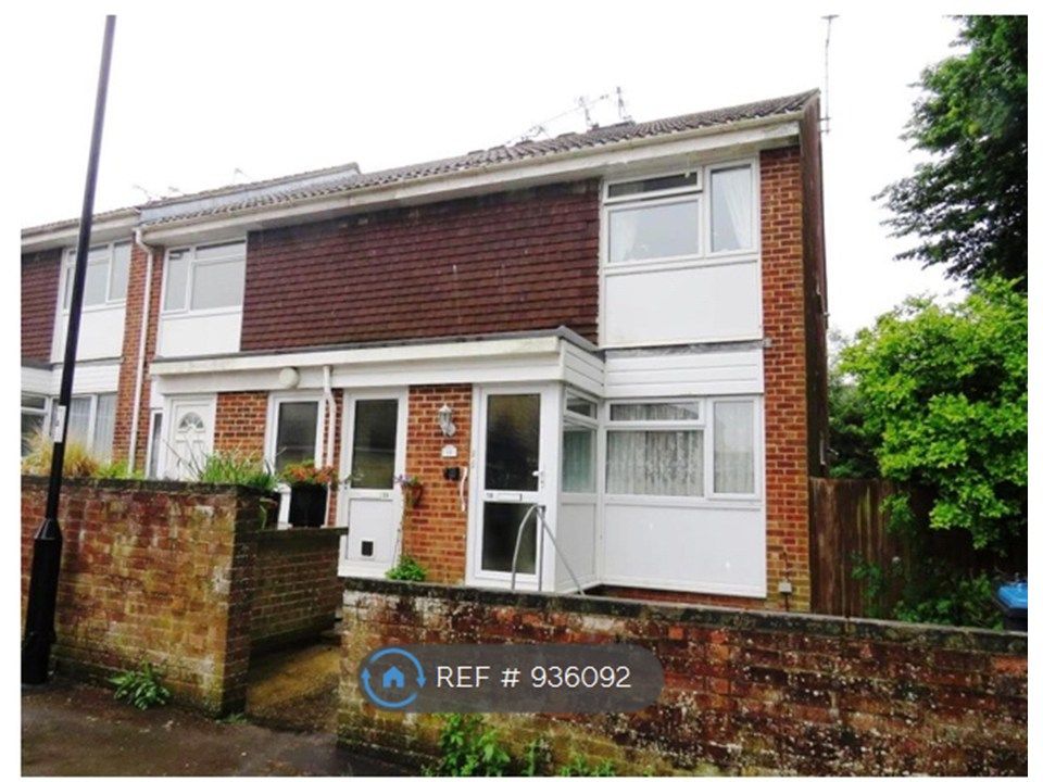 Property photo 2 of 12