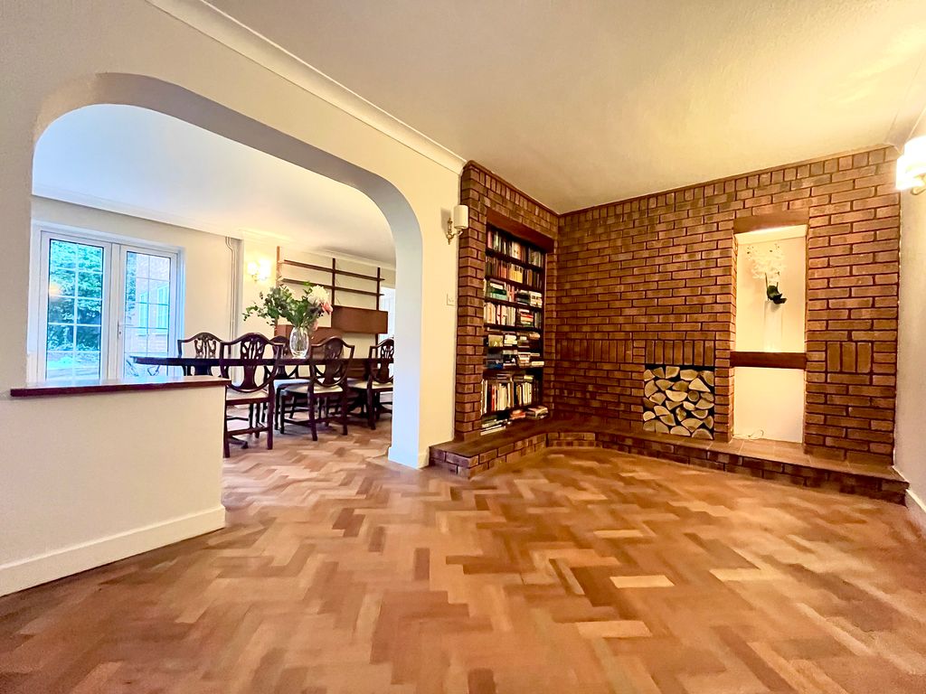 Property photo 3 of 21