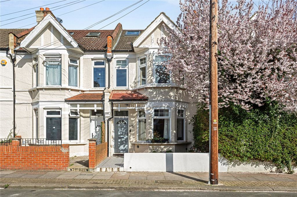 Property photo 2 of 11 Picture No. 13