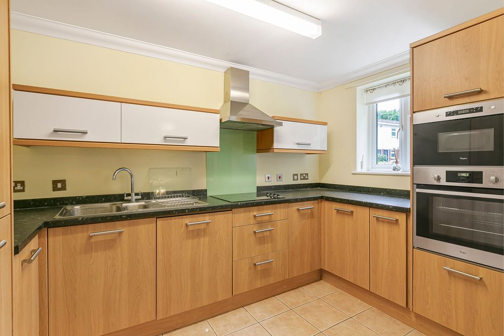 Property photo 3 of 14