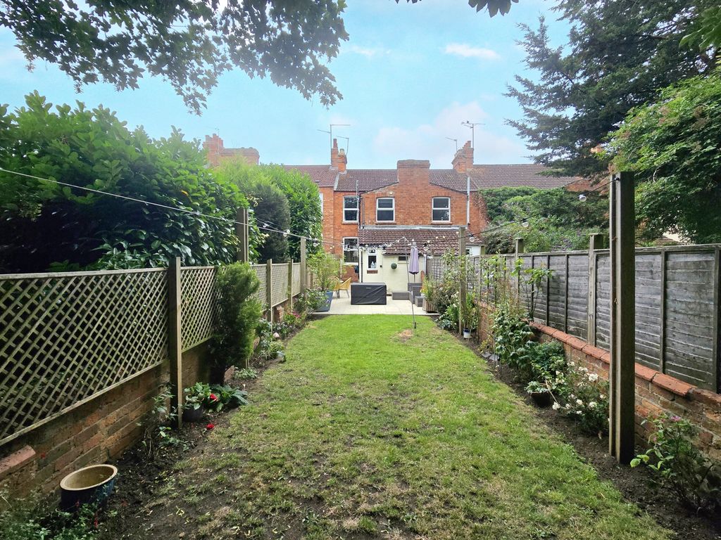 Property photo 3 of 12 Garden