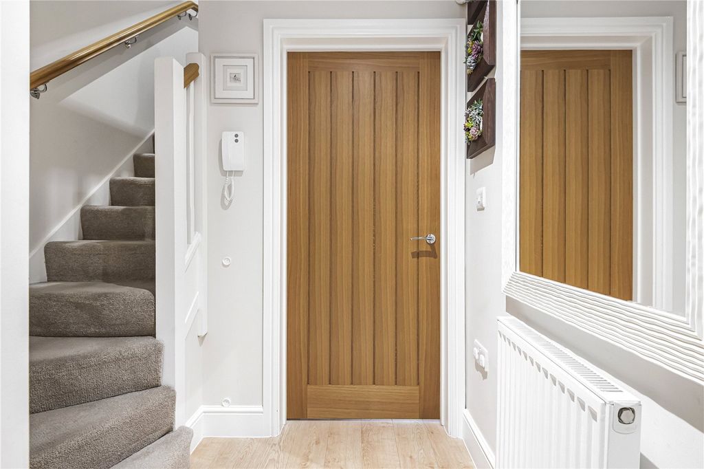 Property photo 2 of 19 Picture No. 03