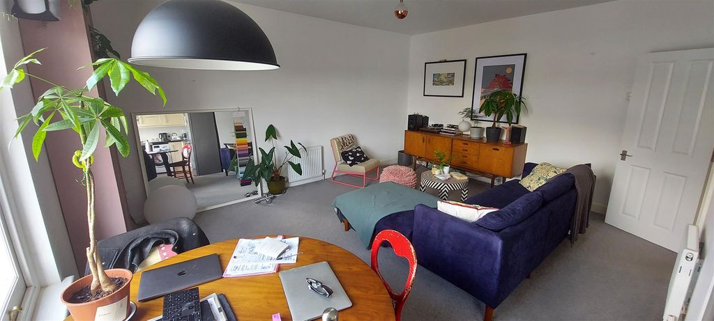 Property photo 2 of 7 Fifth Image