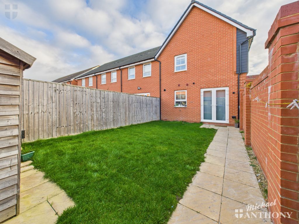 Property photo 3 of 12 Cam03852G0-Pr0482-Still016