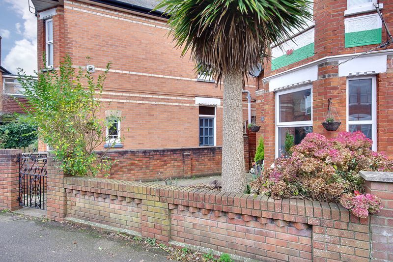Property photo 3 of 44 Photo 3
