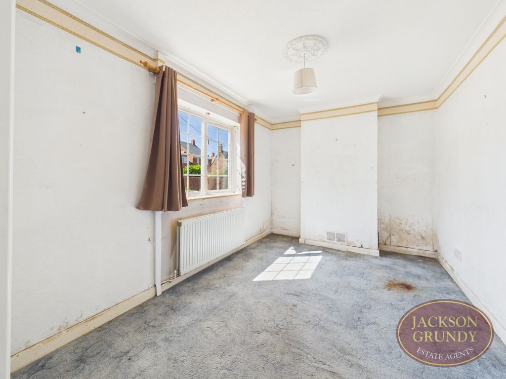 Property photo 3 of 15 Queen Street