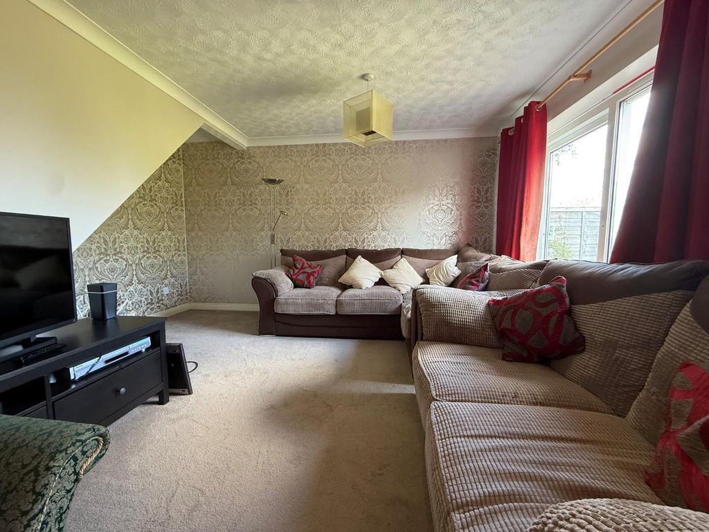 Property photo 2 of 8 6.Jpg