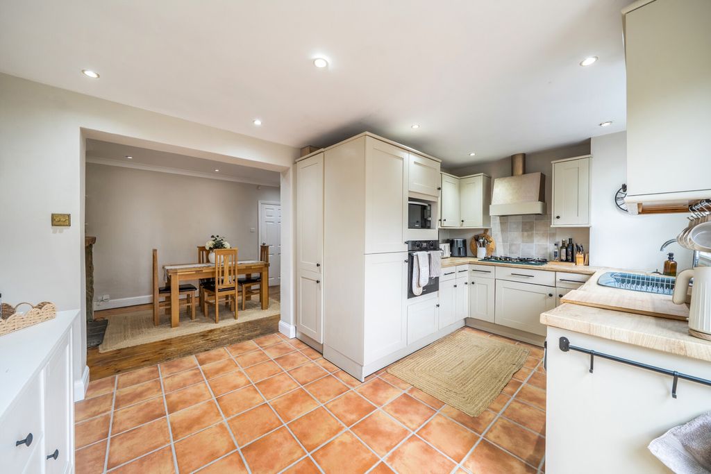 Property photo 3 of 20 1473327-6-6A2Ab03...