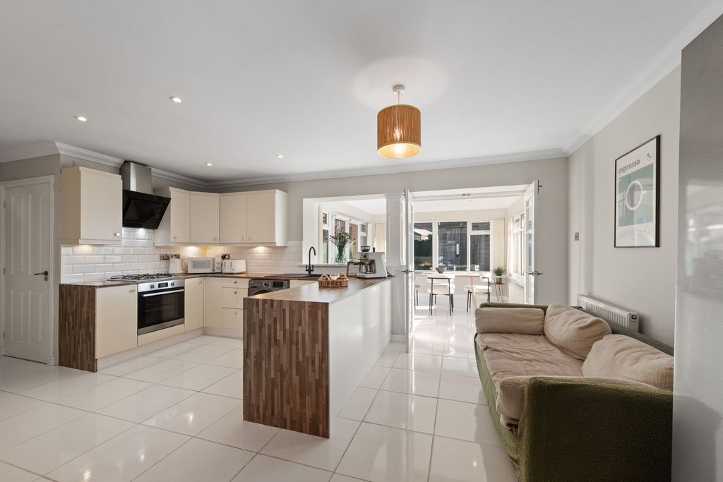 Property photo 3 of 47 Kitchen Area