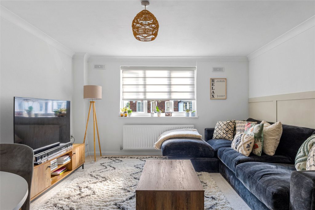 Property photo 3 of 14 Picture No. 24