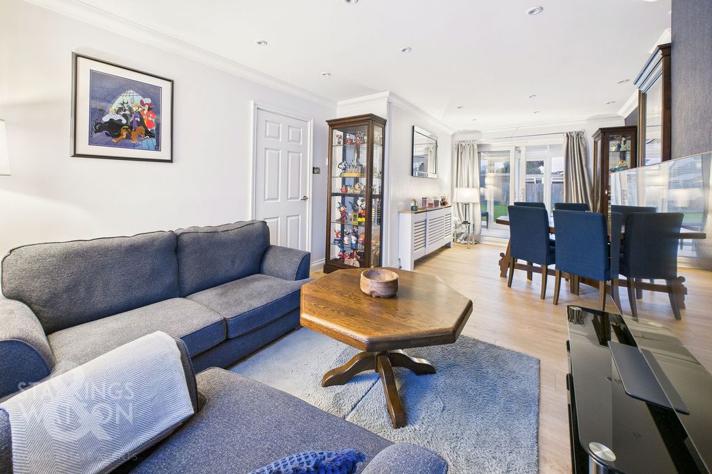 Property photo 3 of 20