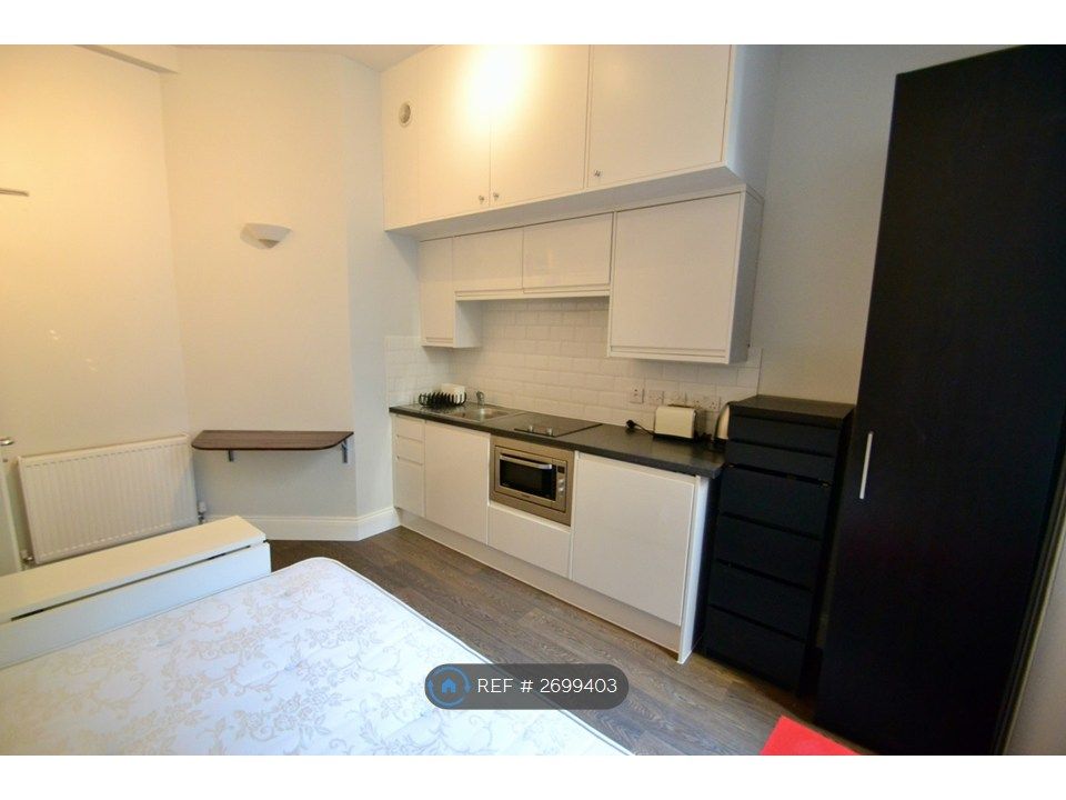 Property photo 2 of 3