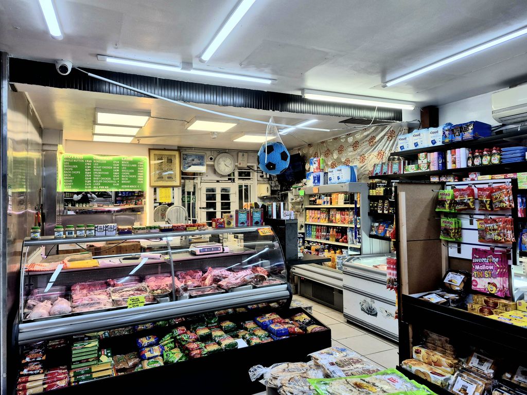 Property photo 2 of 6 Gallery