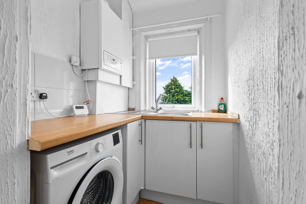 Additional image 5 of 1 bed flat for saleGibson Street, Kilmarnock KA1