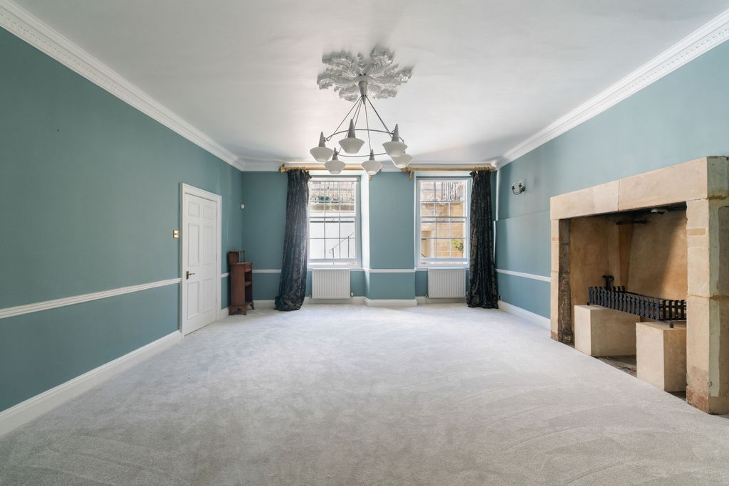 Additional image 6 of 3 bed flat for saleGreat Pulteney Street, Bath BA2