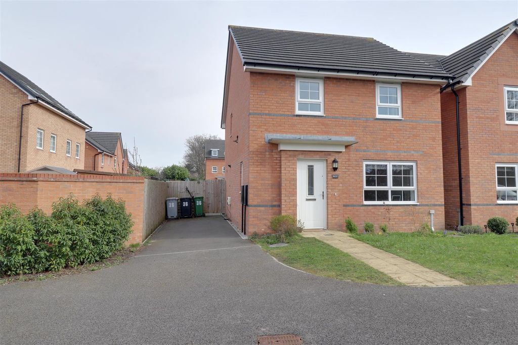 Property photo 1 of 19