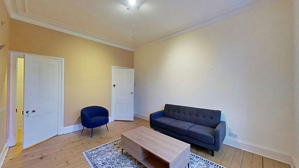 Property photo 2 of 21 Picture No. 09