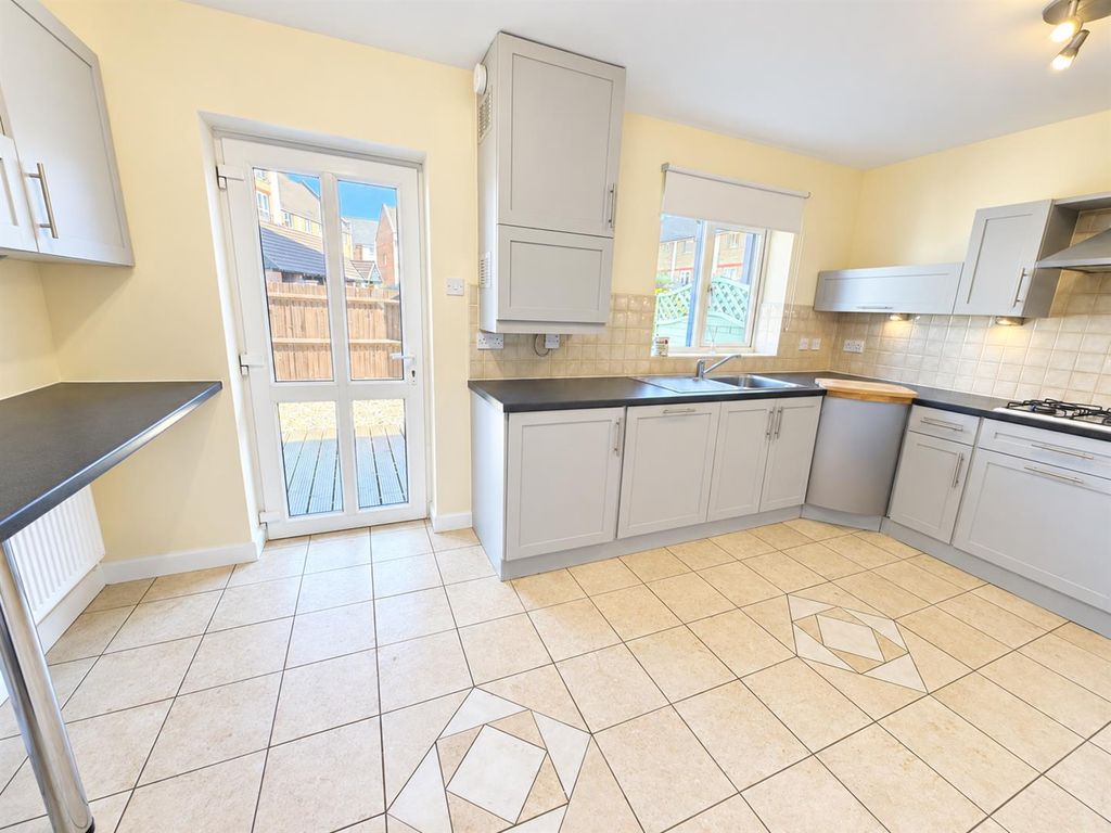 Property photo 2 of 13 Img_5076.Png