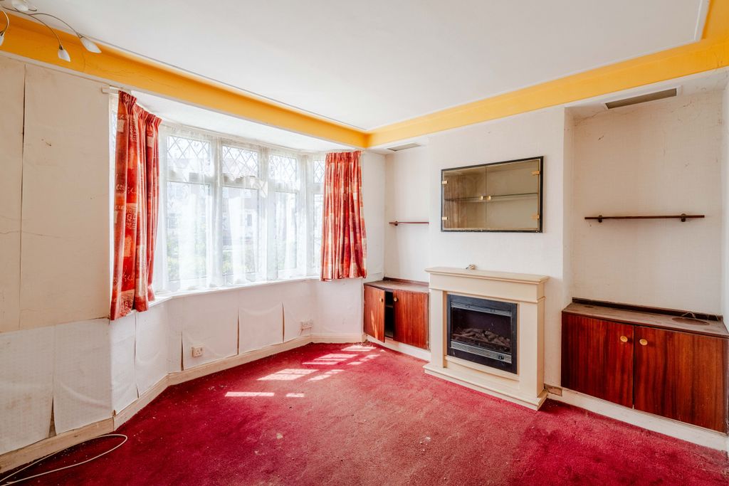 Property photo 2 of 19 Photo 2
