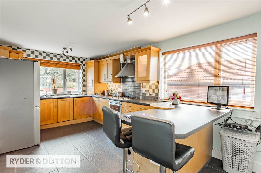 Property photo 2 of 23 Kitchen
