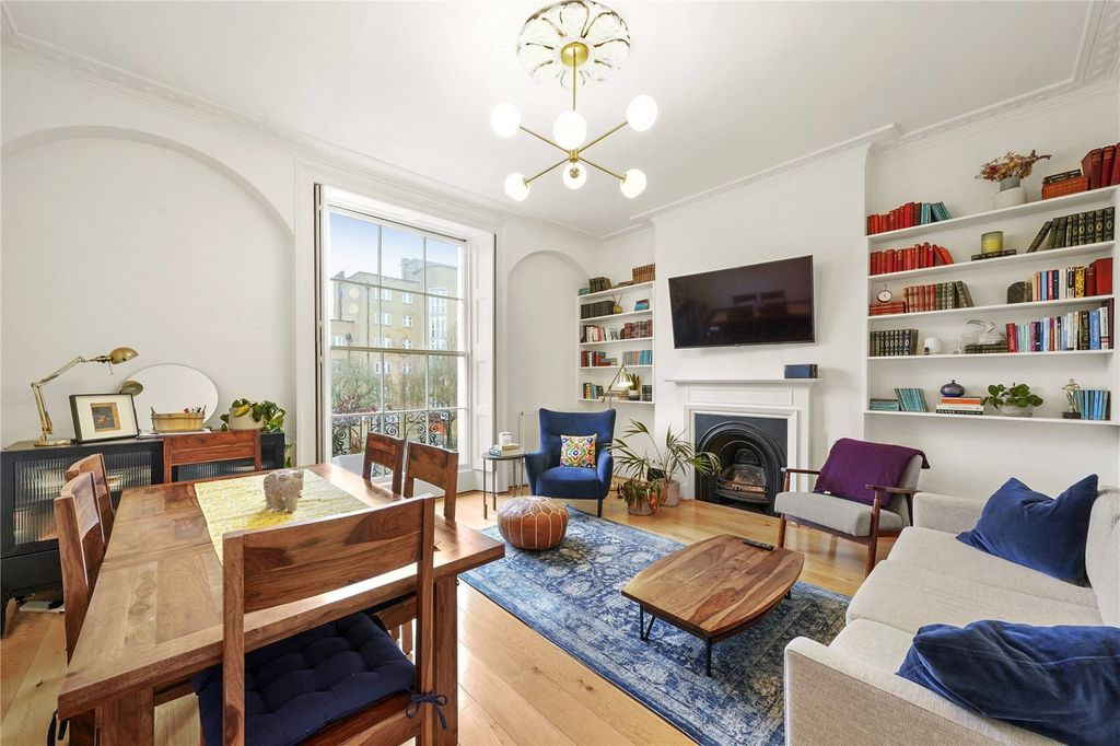 Property photo 3 of 13