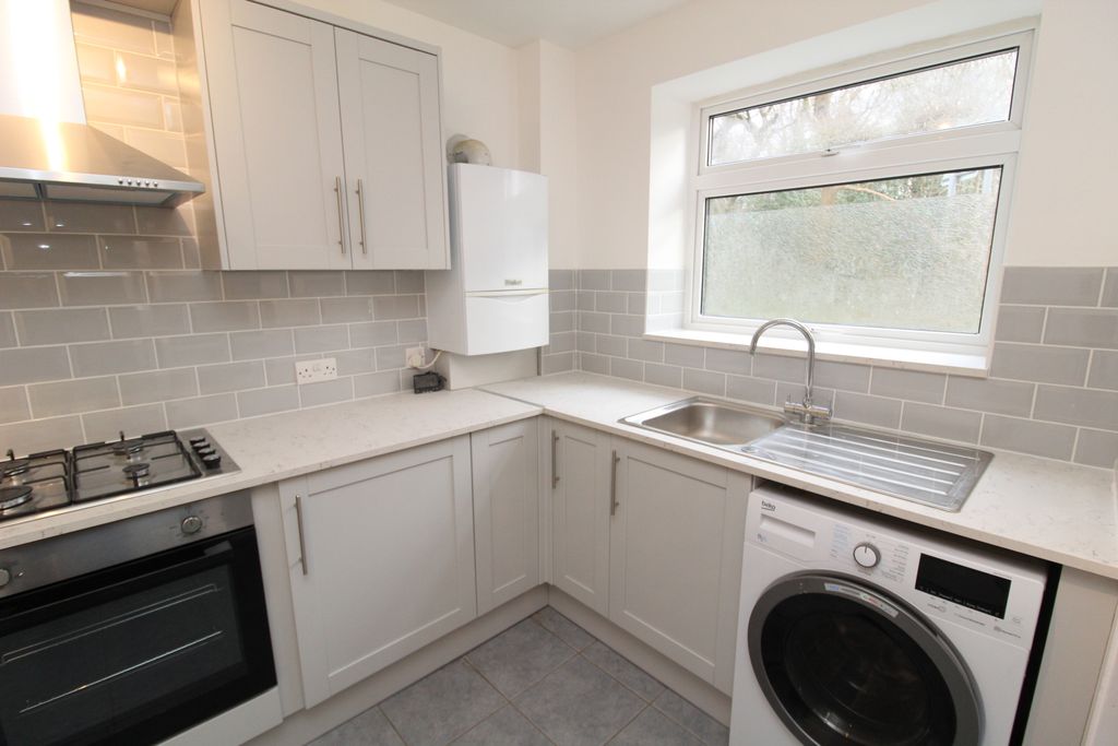 Property photo 2 of 8 Kitchen View 2