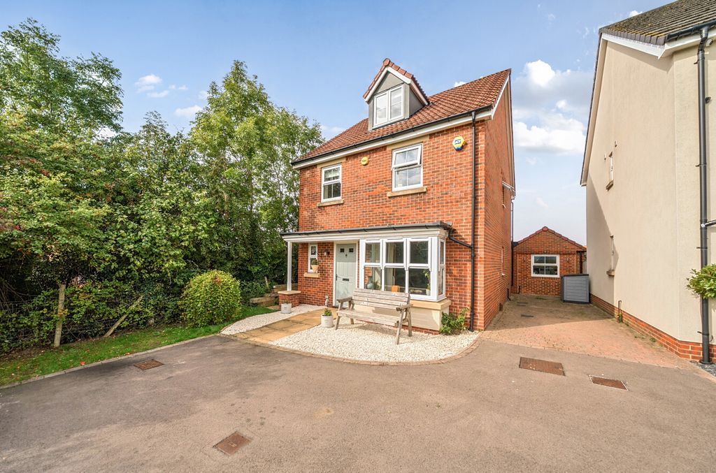 Property photo 1 of 27 Front