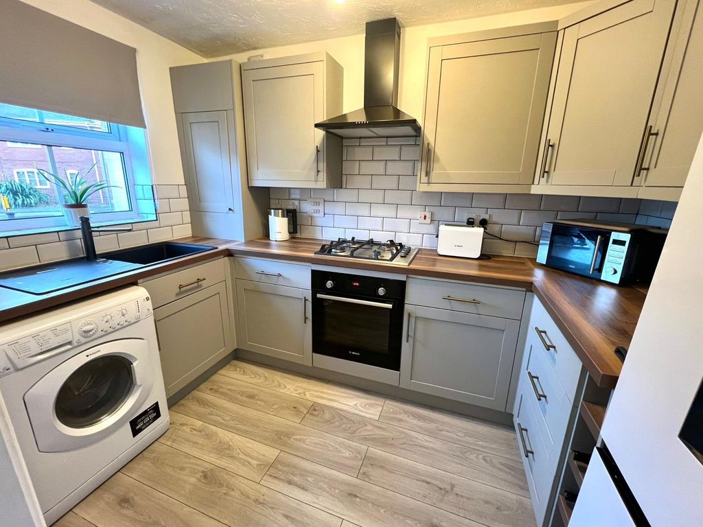 Property photo 2 of 7 Picture No. 06