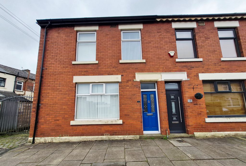 Property photo 3 of 9