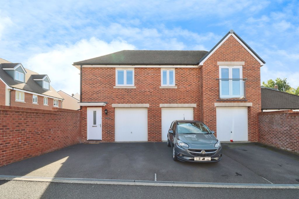 Property photo 1 of 17