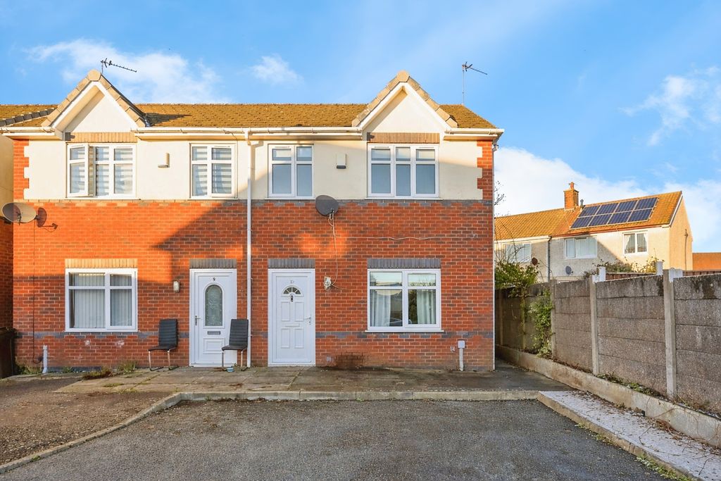 Property photo 1 of 17 Pbox-Img.Jpg