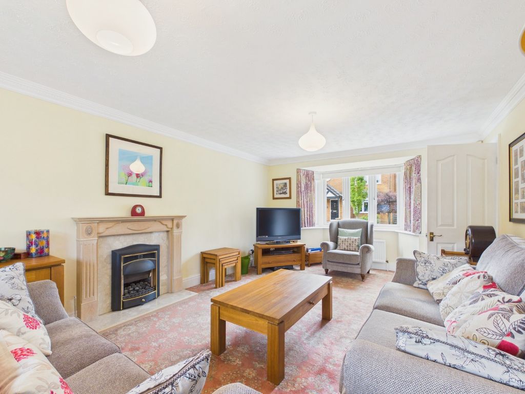 Property photo 2 of 26 5162543