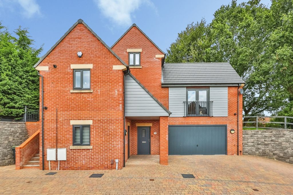 Property photo 1 of 22 Pbox-Img.Jpg