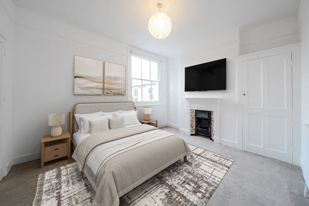 Property photo 3 of 12 Picture No. 20