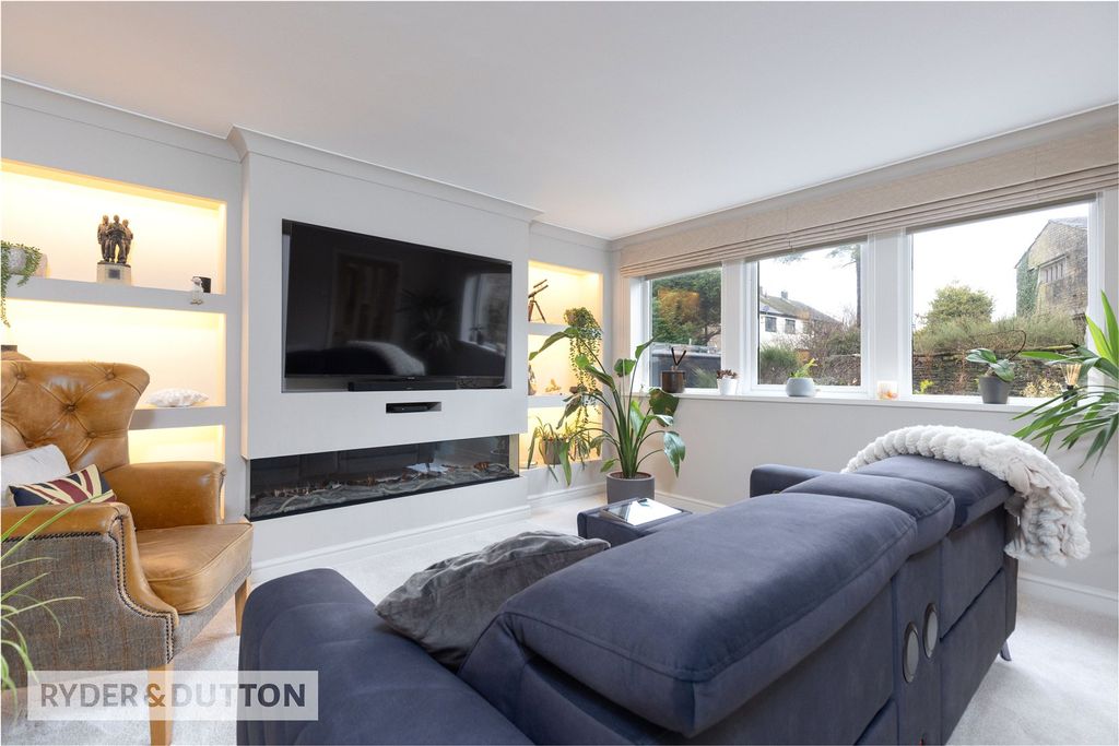 Property photo 3 of 42 Living Room