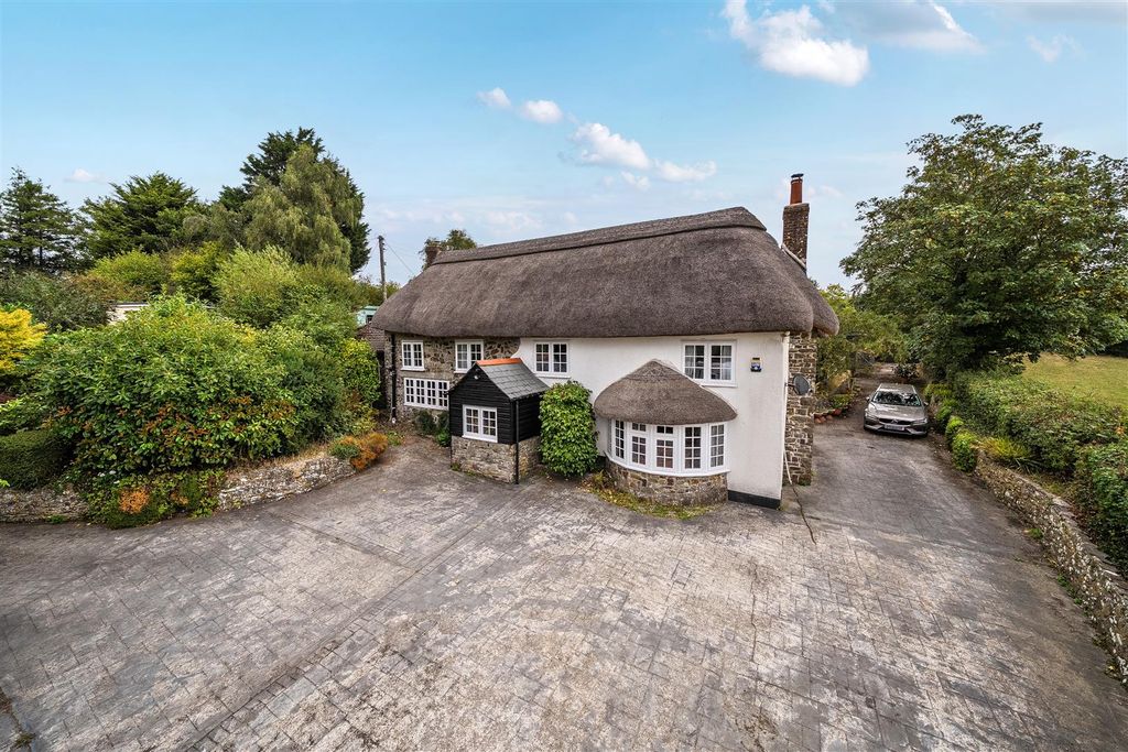 Property photo 2 of 38 5-6A8d6B6527ba1-1511917-1A0386Ac43Fdb-006-5-1.Jpg