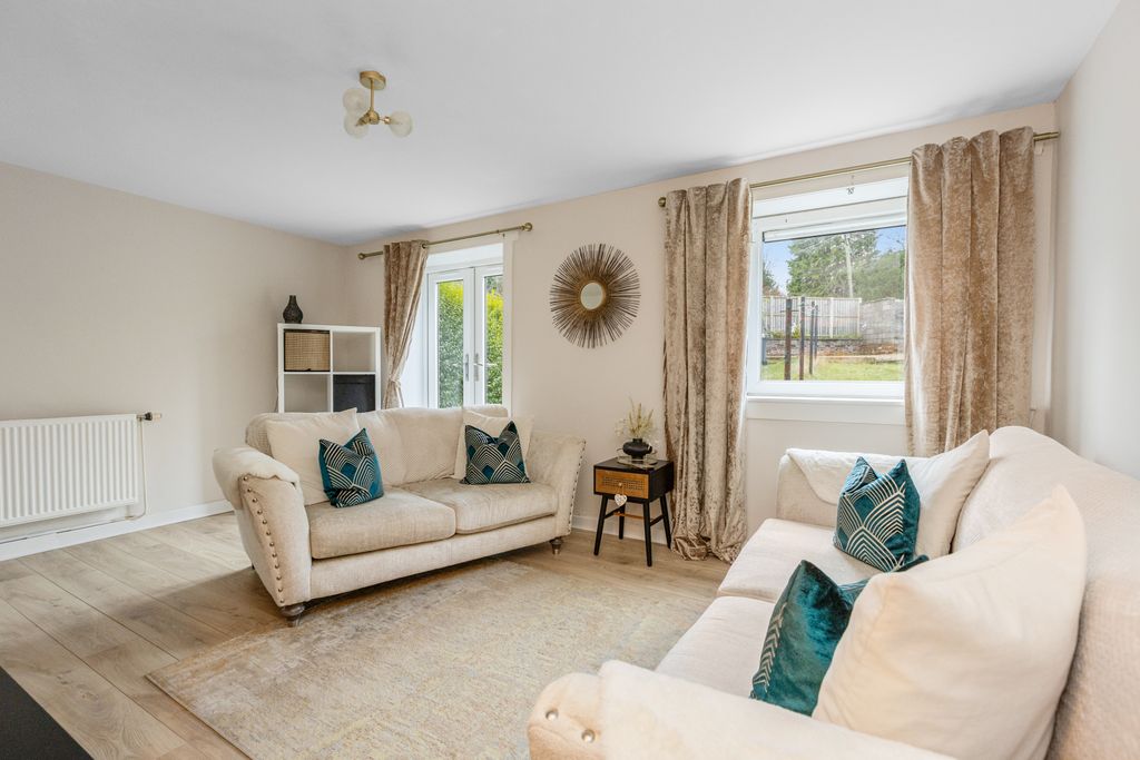 Property photo 2 of 13 Property Image 2