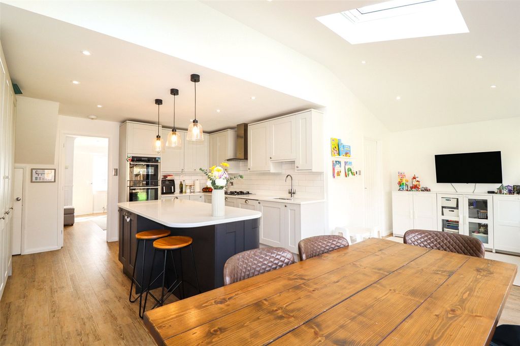 Property photo 3 of 17 Kitchen/ Diner