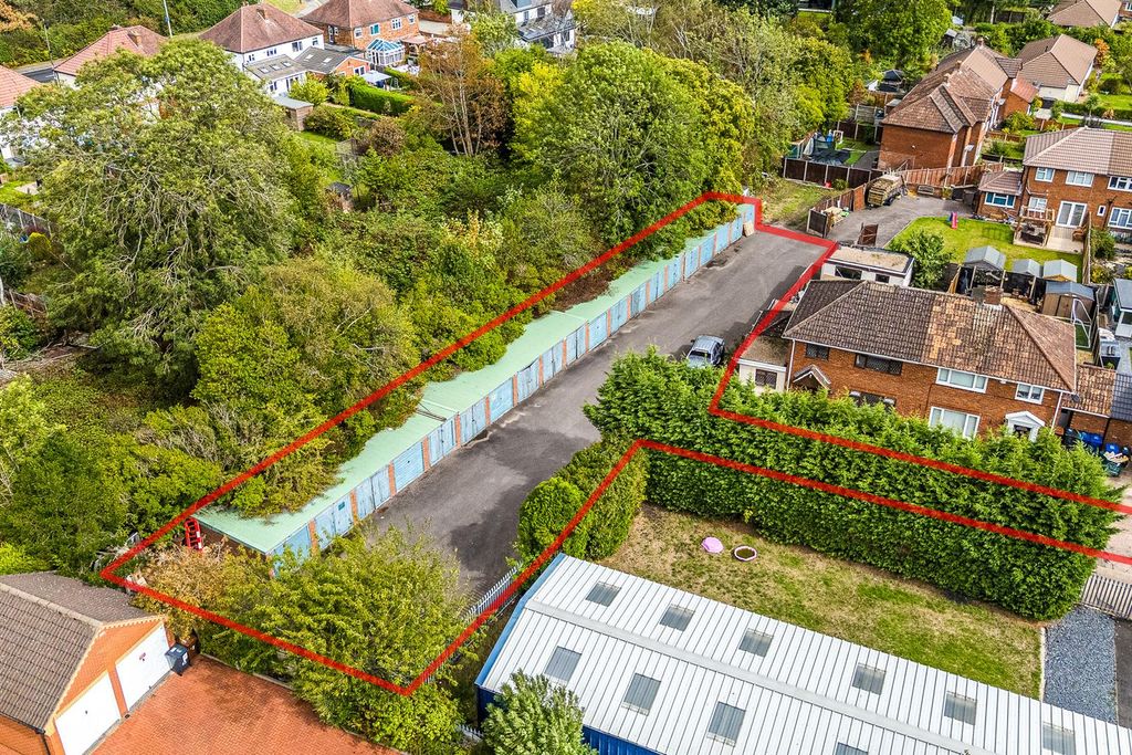 Property photo 3 of 16 Manor Road Garage Site, Manor Road Mile Oak, Tamwo