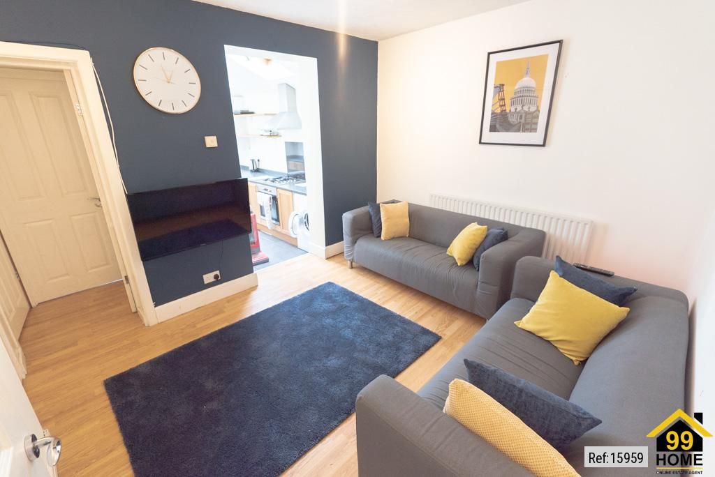 Property photo 1 of 10 Photo 0