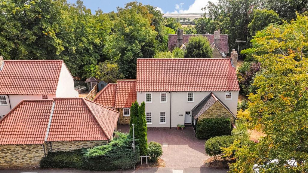 Property photo 1 of 31 Drone (4).Jpg